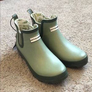 Brand New Gardening Boots!!